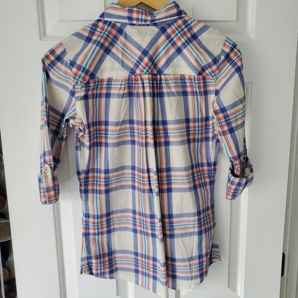 EUC The North Face Lightweight Shirt White Blue Red Roll Tab Sleeve Button Up XS - Picture 2 of 6